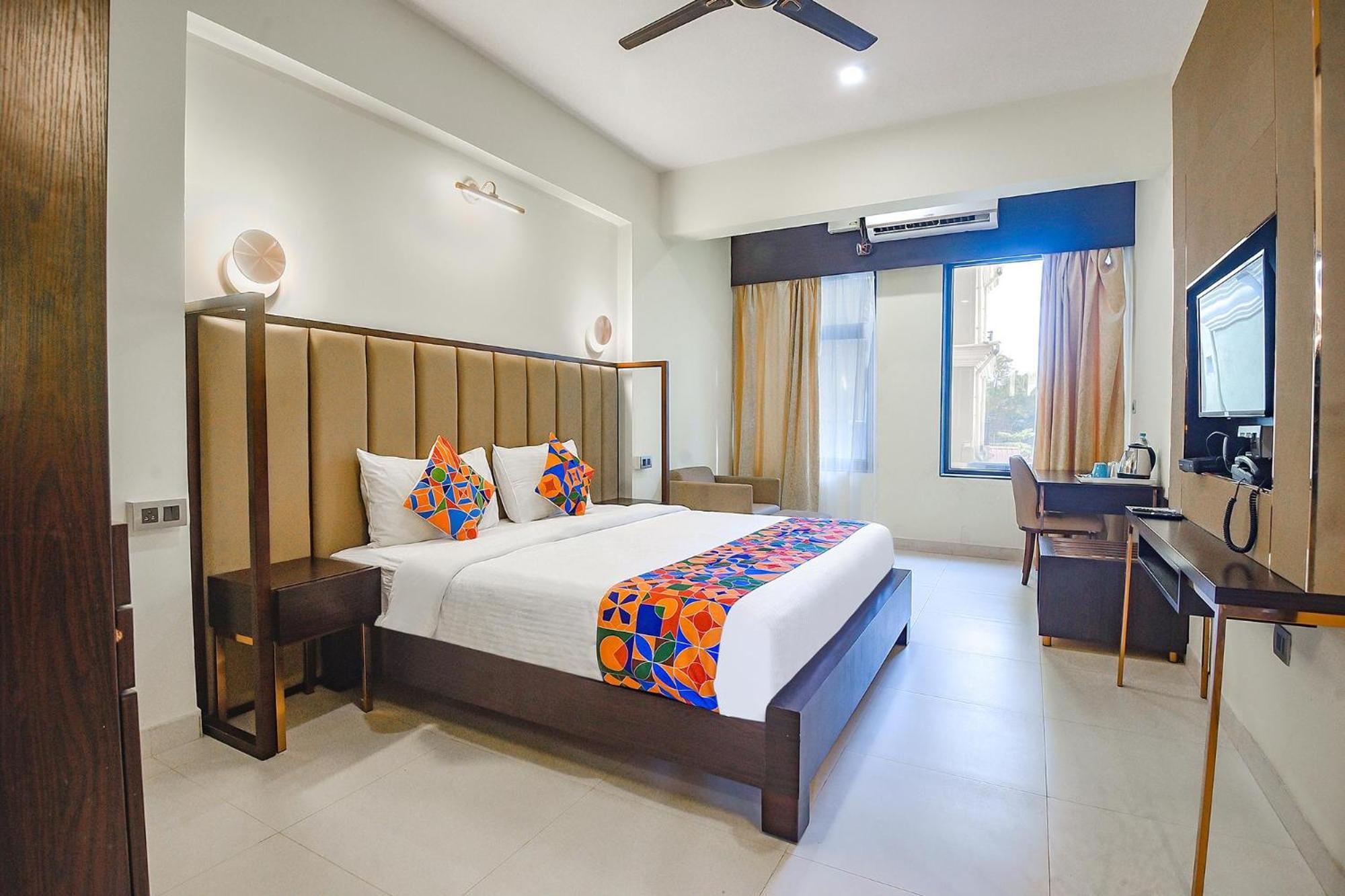 Fabhotel Prime Infantaria Comfort - 200M From Calangute Beach Eksteriør billede