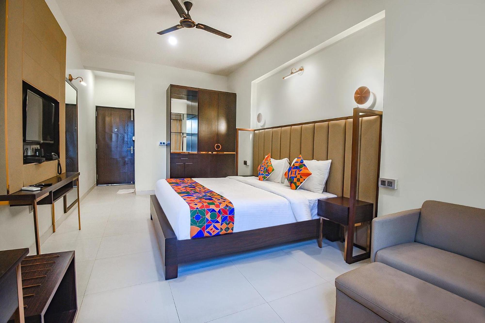Fabhotel Prime Infantaria Comfort - 200M From Calangute Beach Eksteriør billede