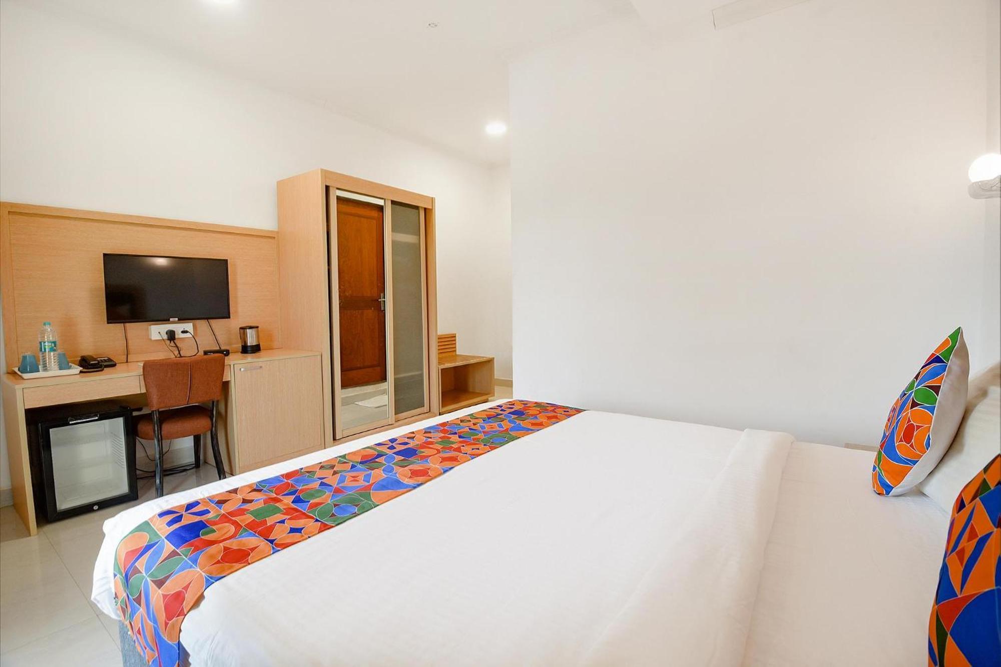 Fabhotel Prime Infantaria Comfort - 200M From Calangute Beach Eksteriør billede